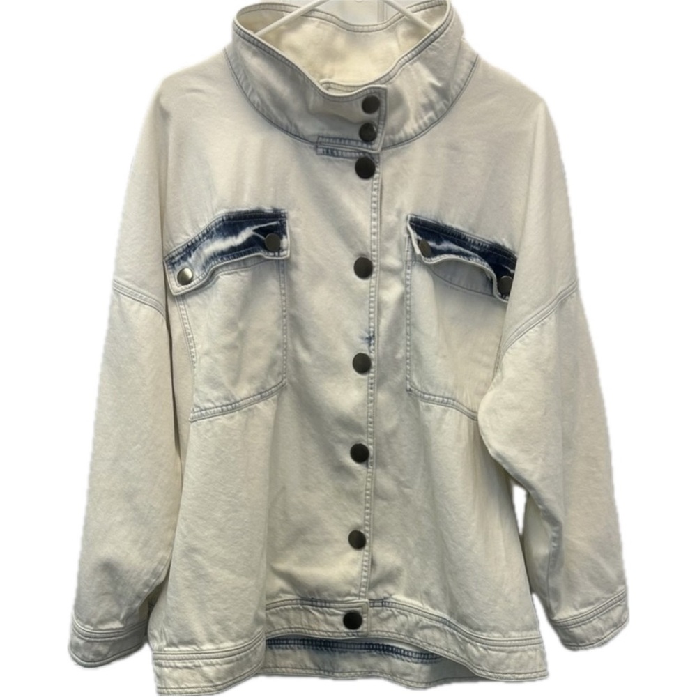 Cabi Drew Jacket #5853 White Light blue/Blue Fade Wash Women Size M